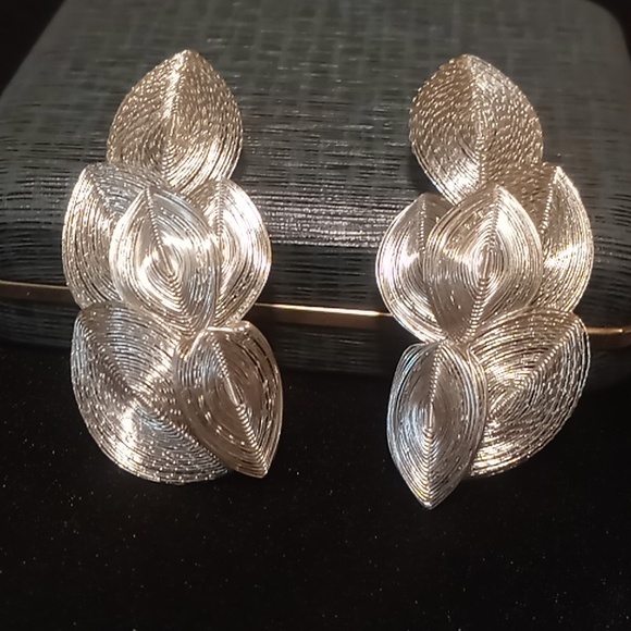 Vintage Germany silver wire wrap clip on leaf earrings stamped - Picture 3 of 9